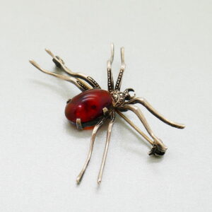 Zilveren Spin broche met barnsteen (Verkocht)