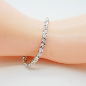 Diamanten tennisarmband Cartier schakels